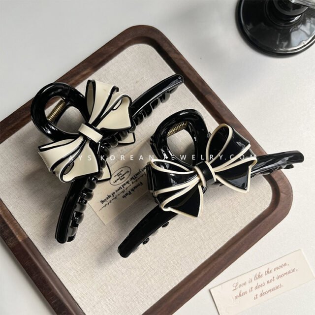 Beleeam Dreamy Nova Bow Acrylic Claw Clip for Women